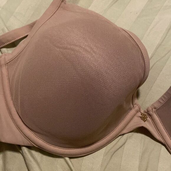 ThirdLove classic contour, plunge bra, size 40B  - Picture 7 of 7